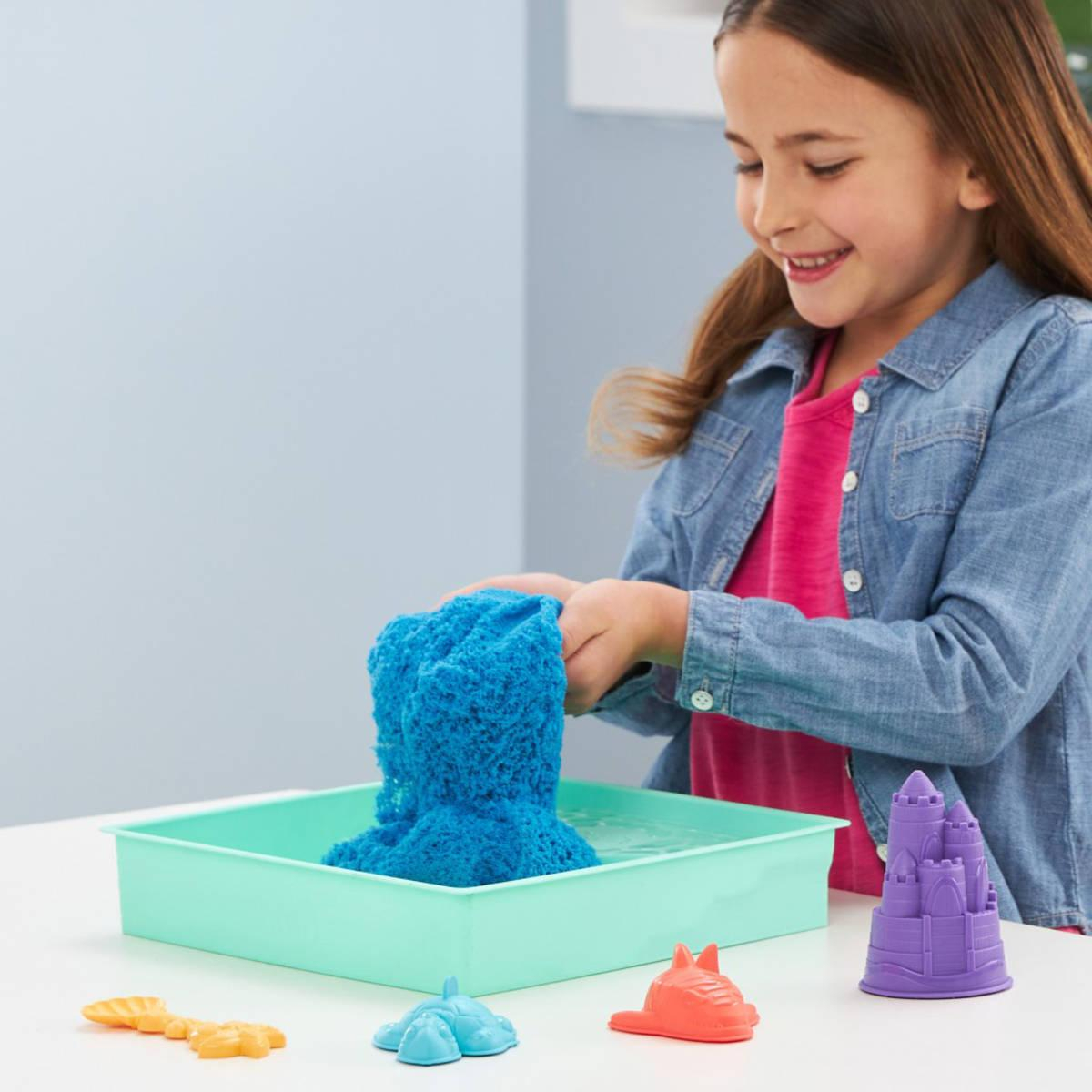 ds30007841_spin_master_kinetic_sand_modry_450g_tekuty_pisek_s_podlozkou_a_nastroji_6